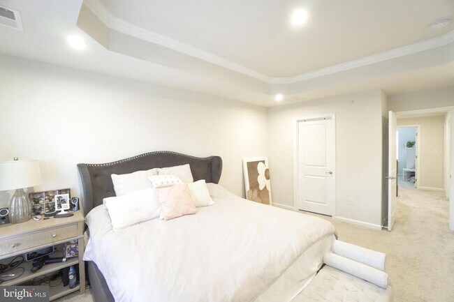 Building Photo - 202 Bamboo Dr