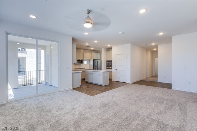 Building Photo - 2555 Hampton Rd