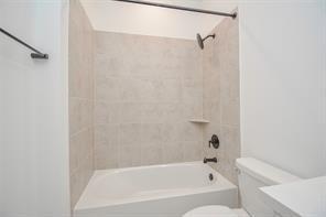 Building Photo - 9519 Dearborn Creek Dr