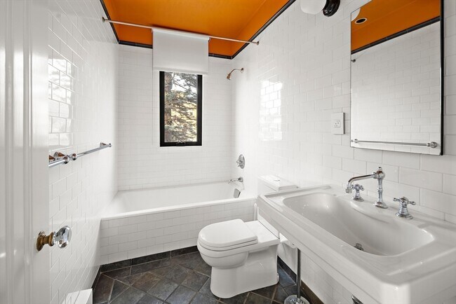 Building Photo - 78 Gilbert Rd