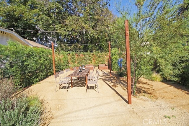 Building Photo - 342 N Ave 57