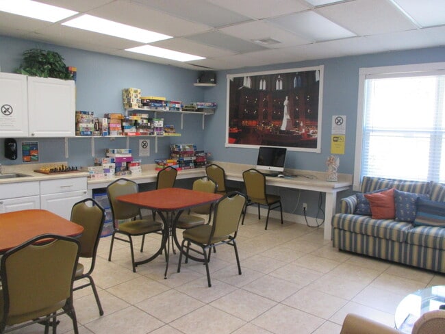 Building Photo - 2715 Emory C Dr