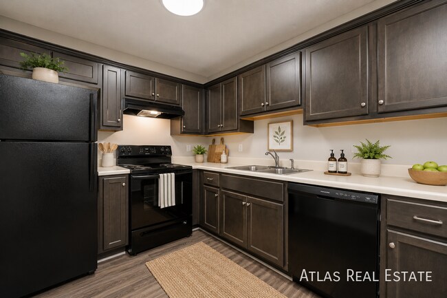 Building Photo - 322 Lexington Heights