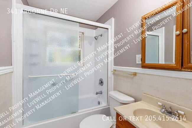Building Photo - 341 Argonne Dr NE