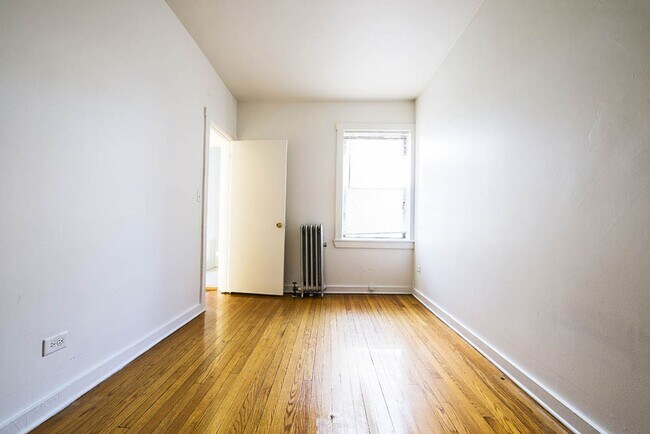 Building Photo - 7417-25 S Phillips 2444 E 74th Place Chicago, IL 60649