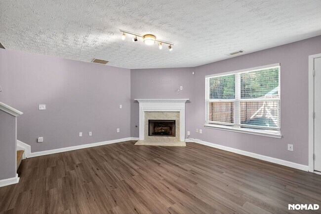 Building Photo - Charming 3BR House in Union City