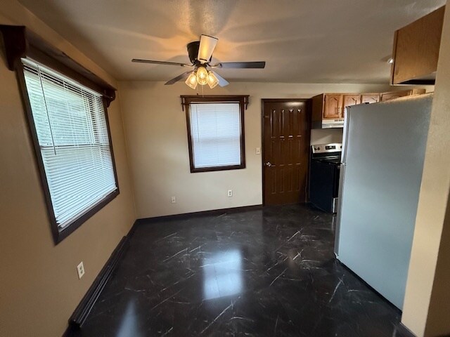 Building Photo - 1033 Evans St