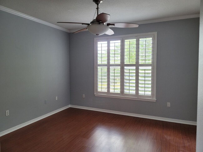 Building Photo - Nice Condo at The Pinnacle in Carrollwood!...