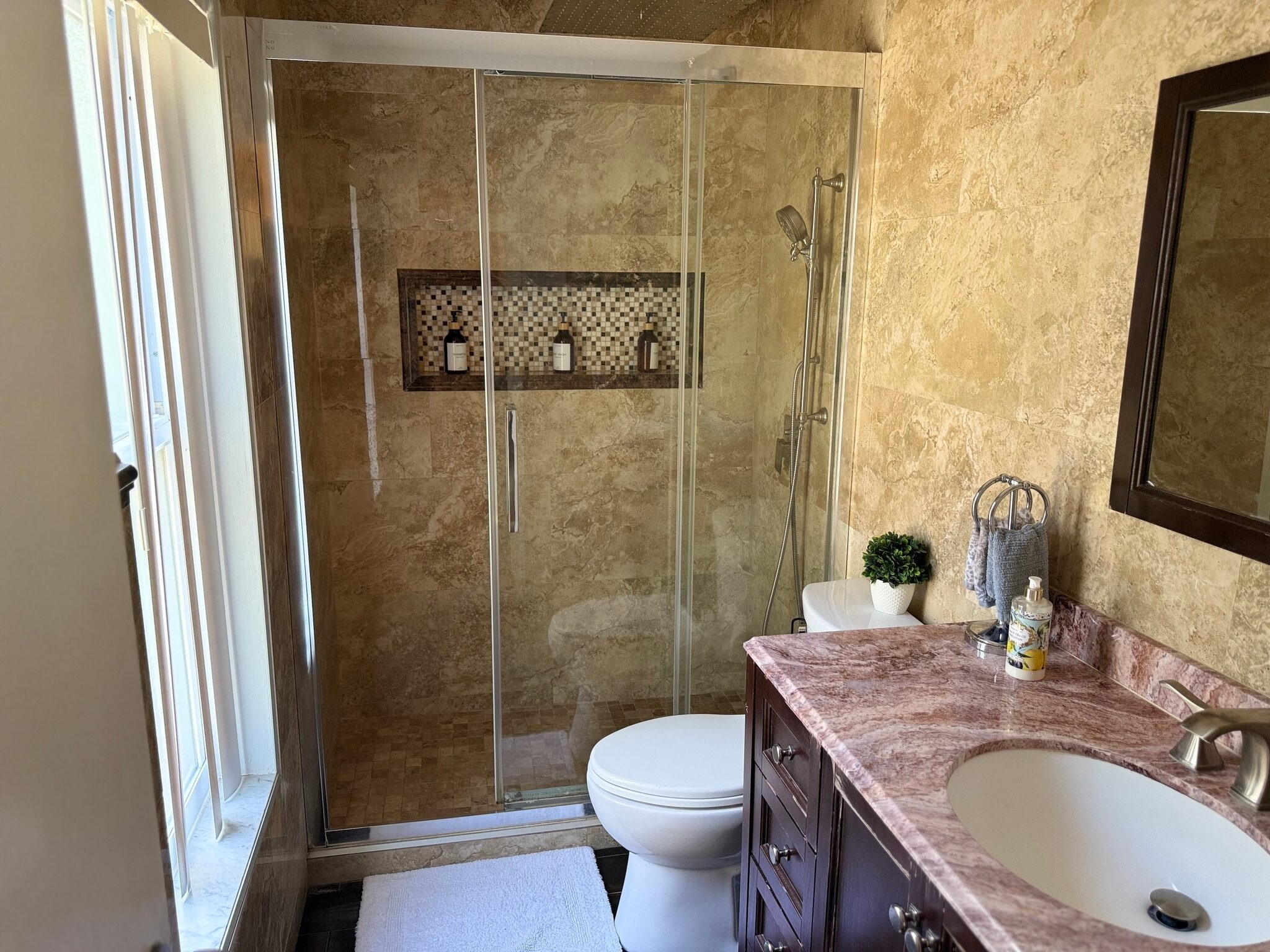 Building Photo - 914 W Cimmeron Dr