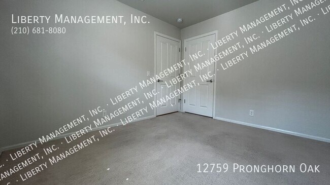 Building Photo - 12759 Pronghorn Oak