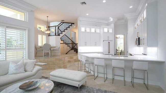 Building Photo - 451 Surfside Ln