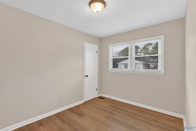 Building Photo - 1601 Armstrong St NW