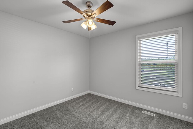 Building Photo - BRAND NEW 3Bed/2Bath Ranch 3 Car Garage