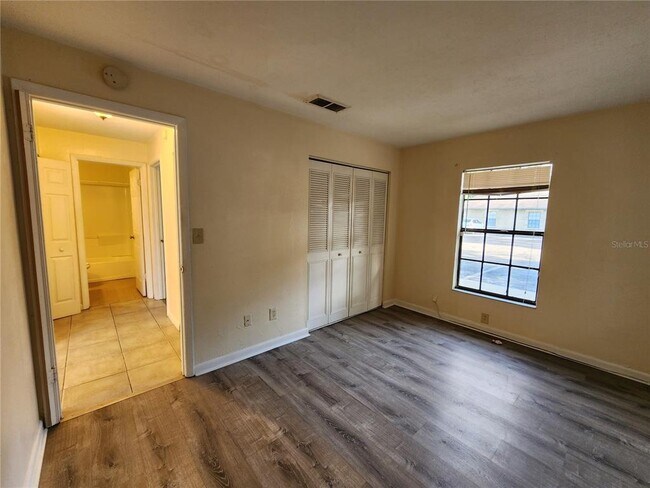 Building Photo - 2529 NW 62 Pl