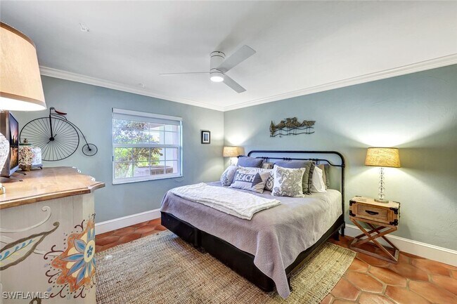 Building Photo - 911 Giralda Ct