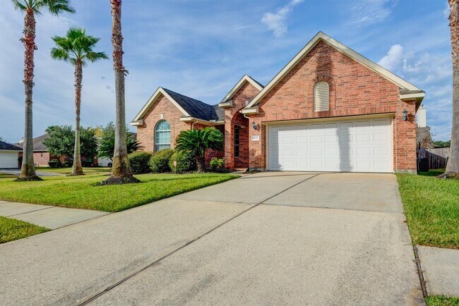 Primary Photo - 21903 Hannover Ridge Dr