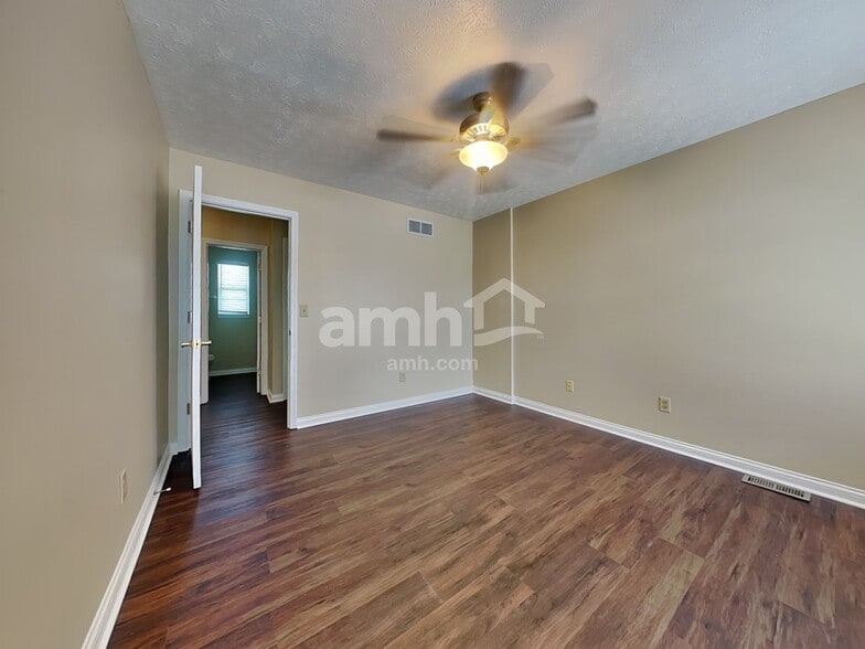 Building Photo - 8254 Rose Petal Dr