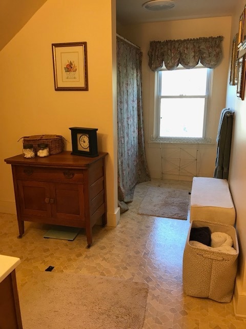 Building Photo - 5 North St