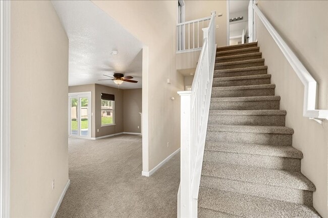 Building Photo - 1002 Bay Terrace Dr