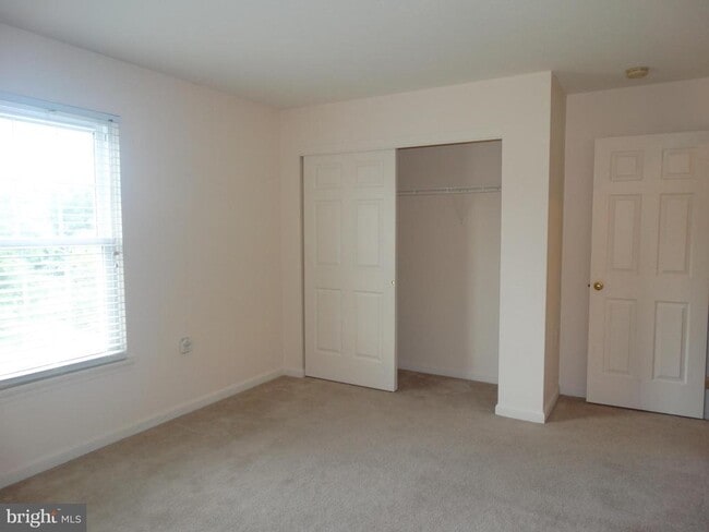 Building Photo - 3669 Mountain Shadow Dr