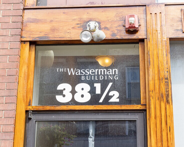 Beautiful 3 Bedroom apartment in a secure building - 38 N Court St