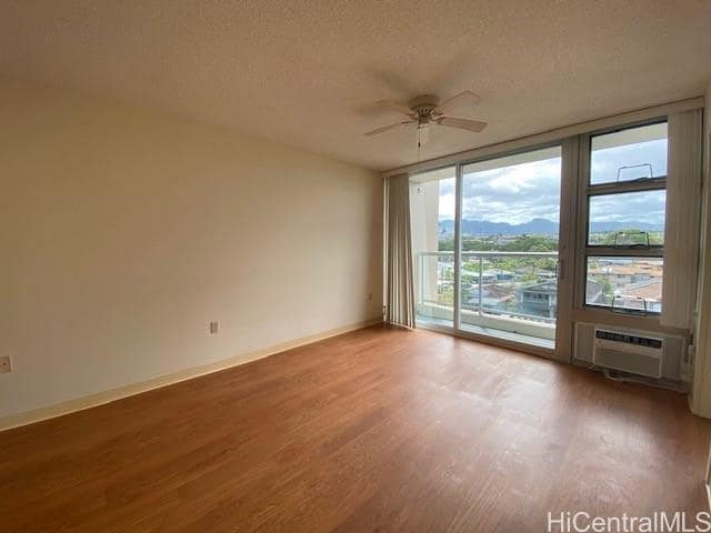 Building Photo - 94-979-979 Kau'Olu Pl