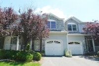 Building Photo - 370 Summerhill Dr