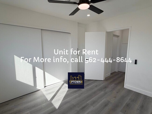 Building Photo - Breed