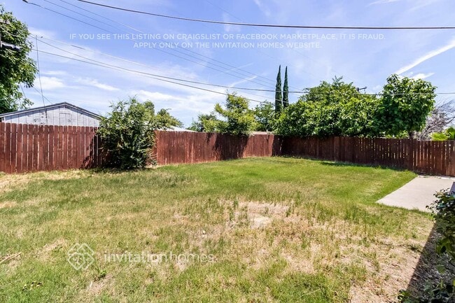 Building Photo - 6121 N Haven Dr