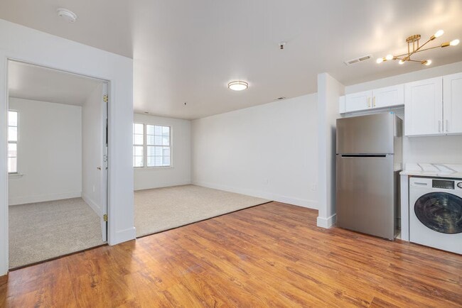 Building Photo - 2101 Reamer Dr