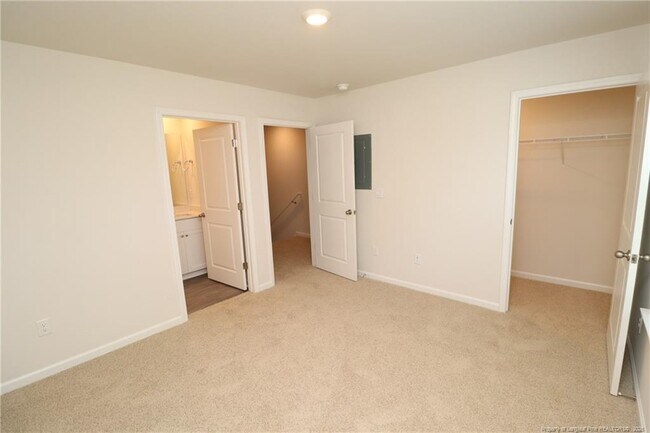 Building Photo - 8521 Beckett Chase Wy