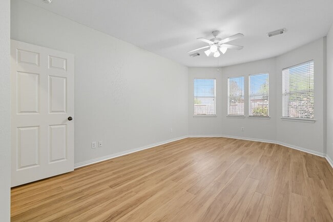 Building Photo - 28018 Wind Hawk Dr