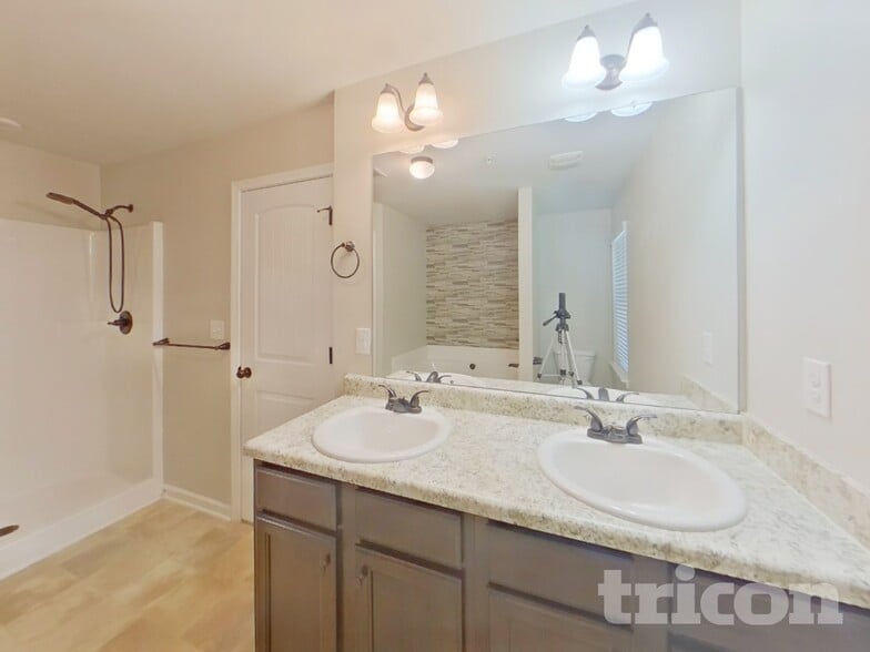 Building Photo - 7817 Rock Rose Ln