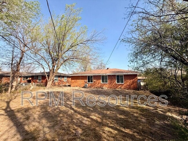 Building Photo - 4416 NW 44th St