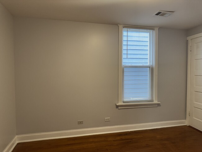 Building Photo - 2031 N Spaulding Ave