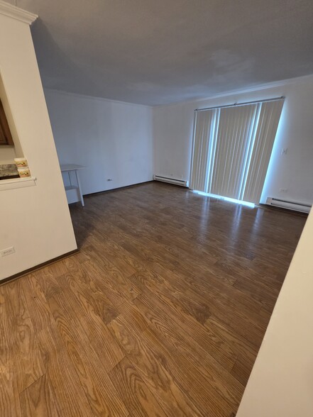 Building Photo - 1525 Norway Ln