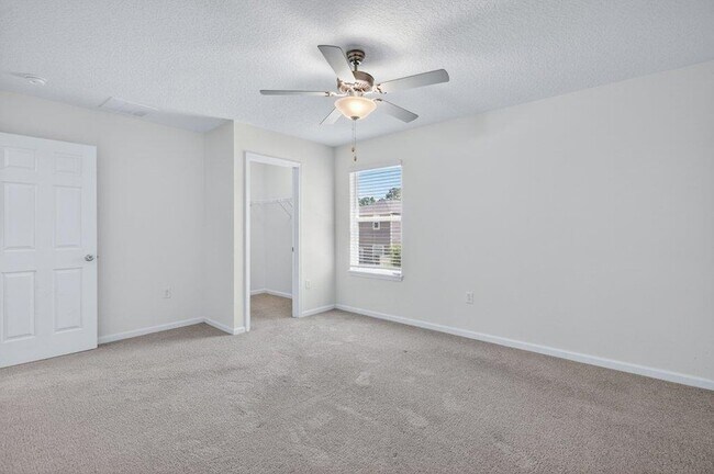 Building Photo - 43 Mustard Hl Ct