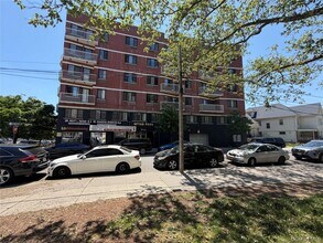 Building Photo - 87-12 175th St