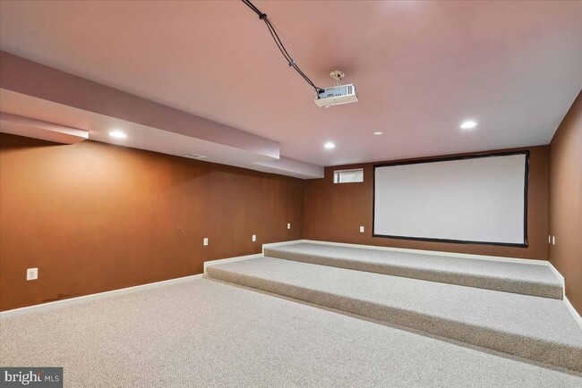 Building Photo - 42855 Chatelain Cir