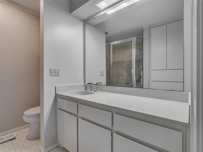 Building Photo - 2530 NW 62nd St