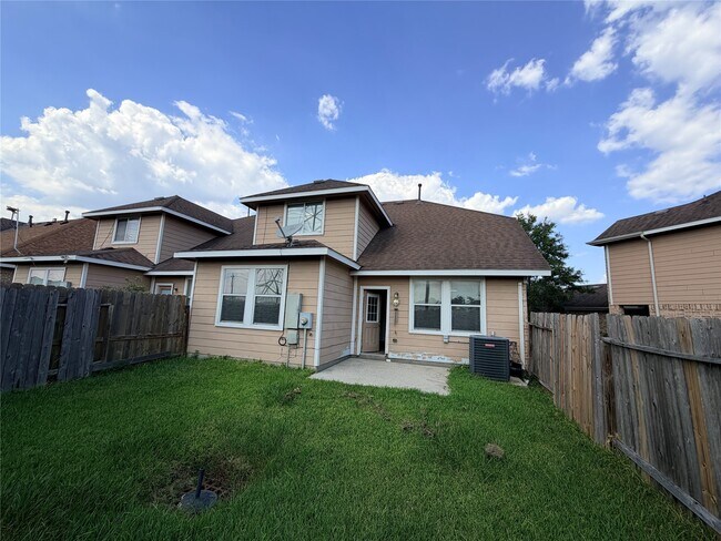 Building Photo - 14930 Berncrest Ln