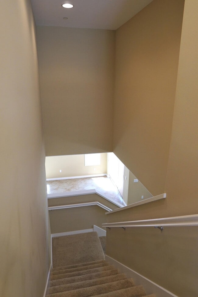 Building Photo - 80052 Silver Sage Ln