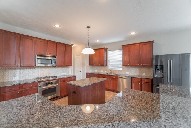 Building Photo - 9402 Empress Crossing Dr