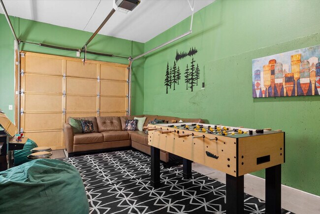 Building Photo - 70335 Sword Fern