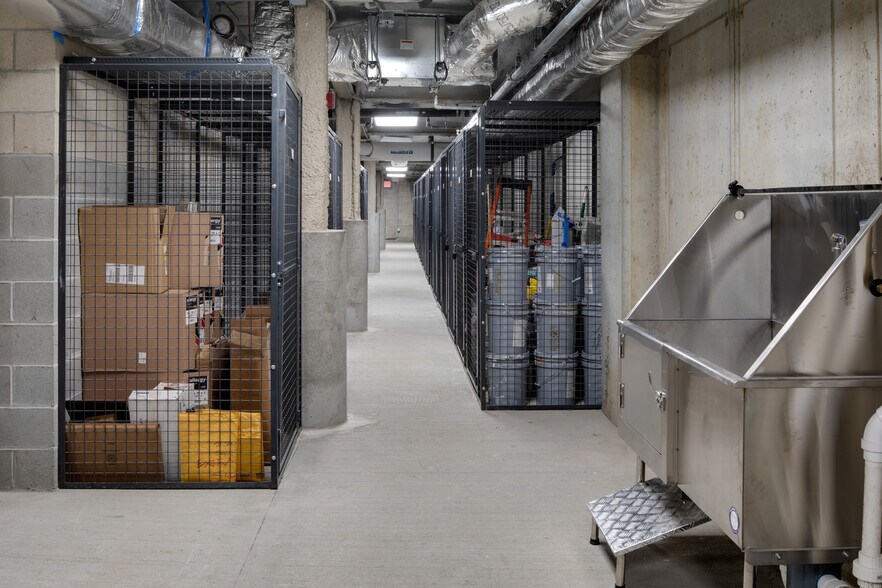 Building Photo - 6 Beech St