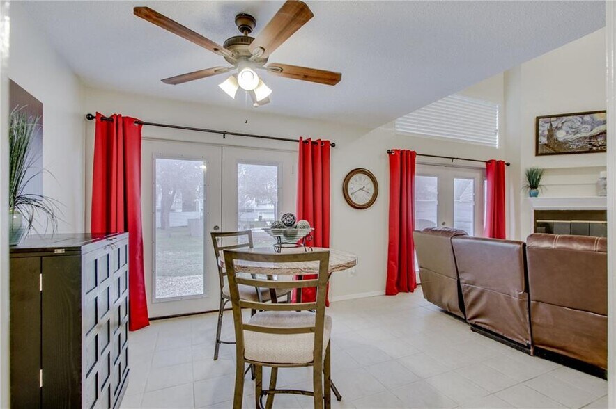 Building Photo - 631 Cimarron Trl