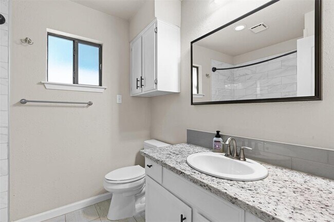 Building Photo - 11513 Quarter Horse Trail