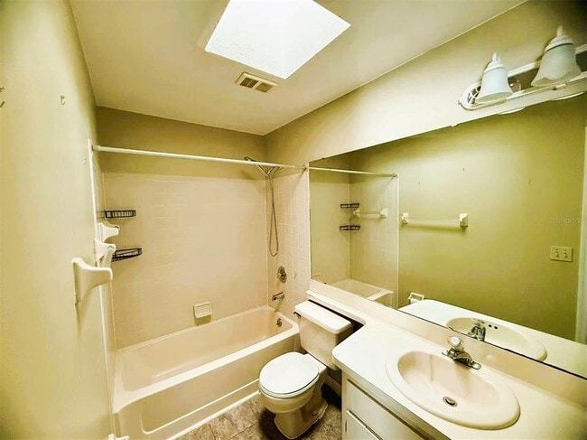 Building Photo - 986 Tillery Way