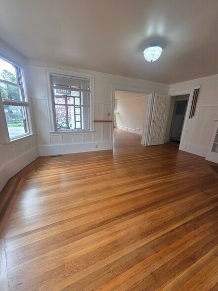 Building Photo - 1815 Francisco St