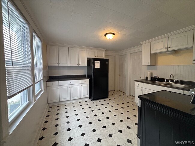 Building Photo - 232 Columbus Ave